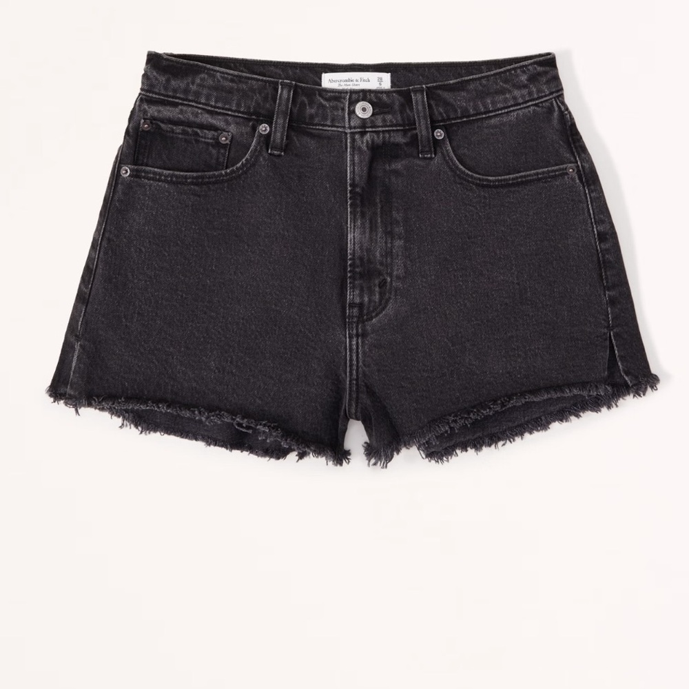 ABERCROMBIE & FITCH SHORTS